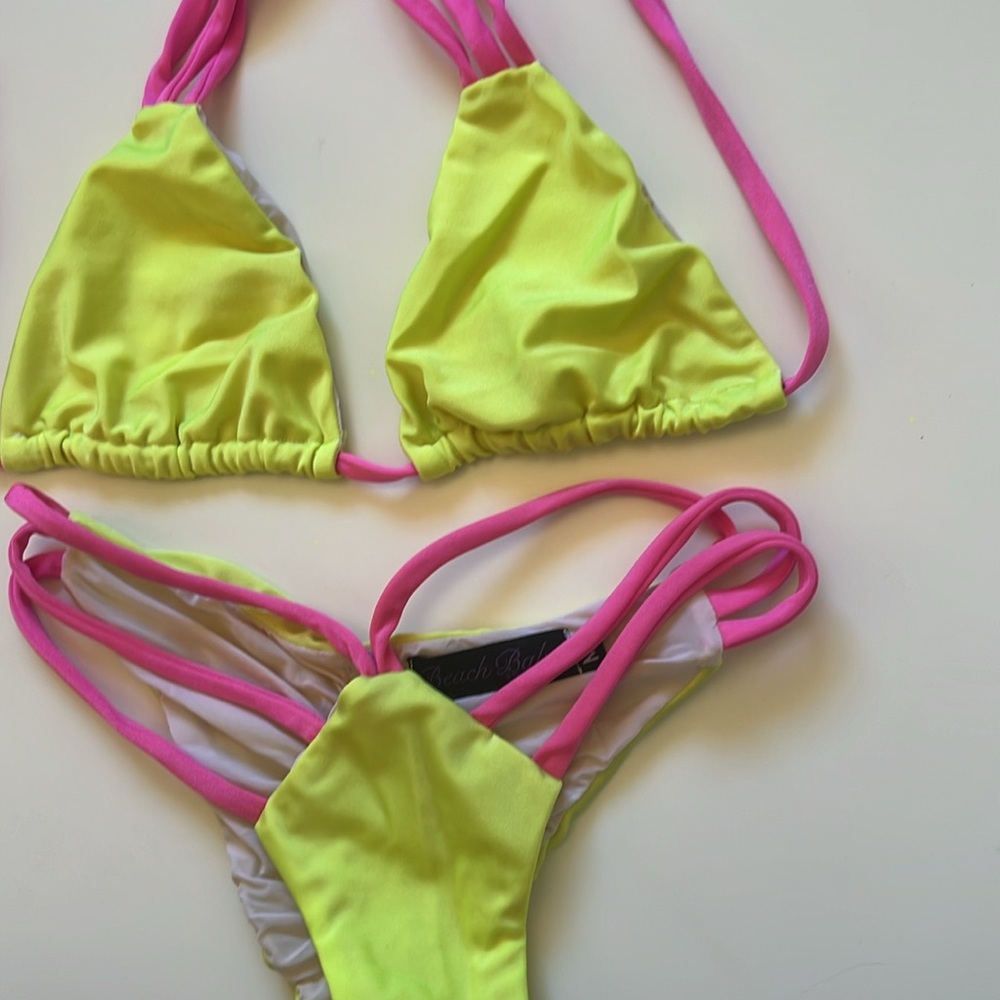 Beach Babe Swimwear neon bikini - Picture 2 of 2